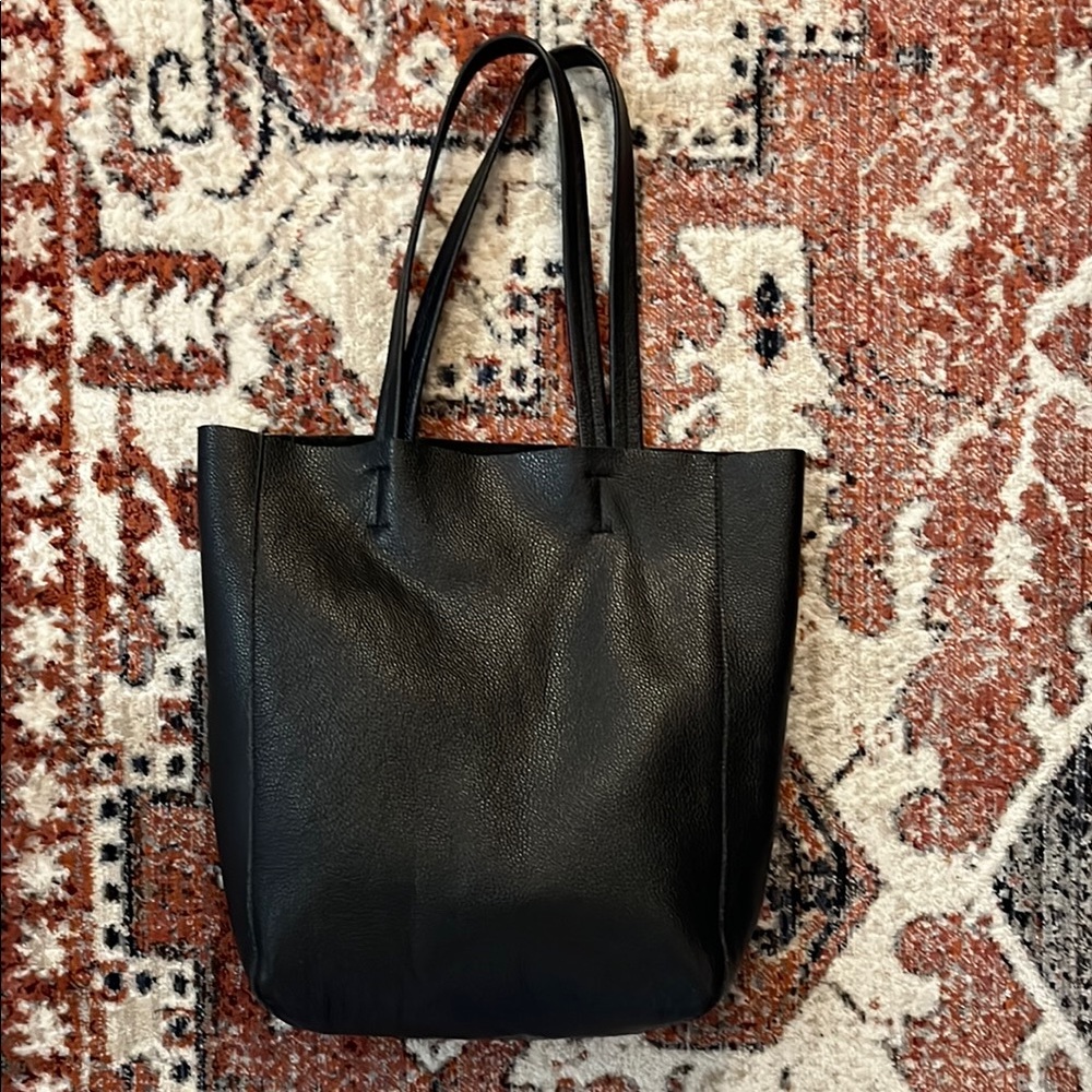 Elegant Black Leather Tote Bag